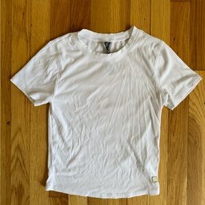 Vuori Mudra Fitted Tee